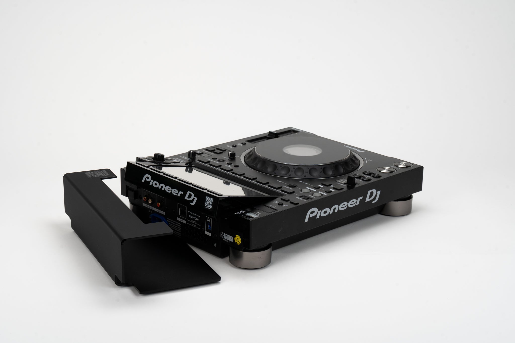 Pioneer CDJ-3000 rear cable management cover