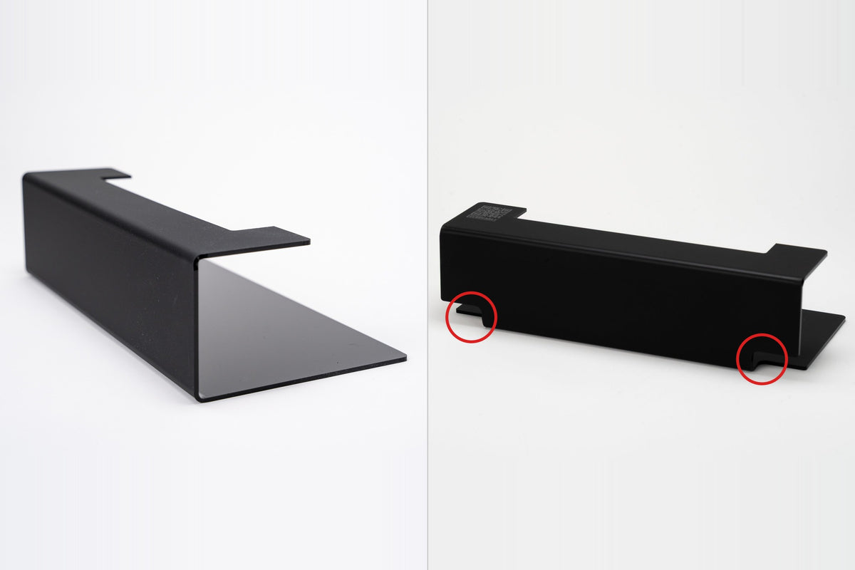 Pioneer CDJ-3000 cable cover comparison: Serie V1 without cable outlets (left) vs latest model with outlets (right)