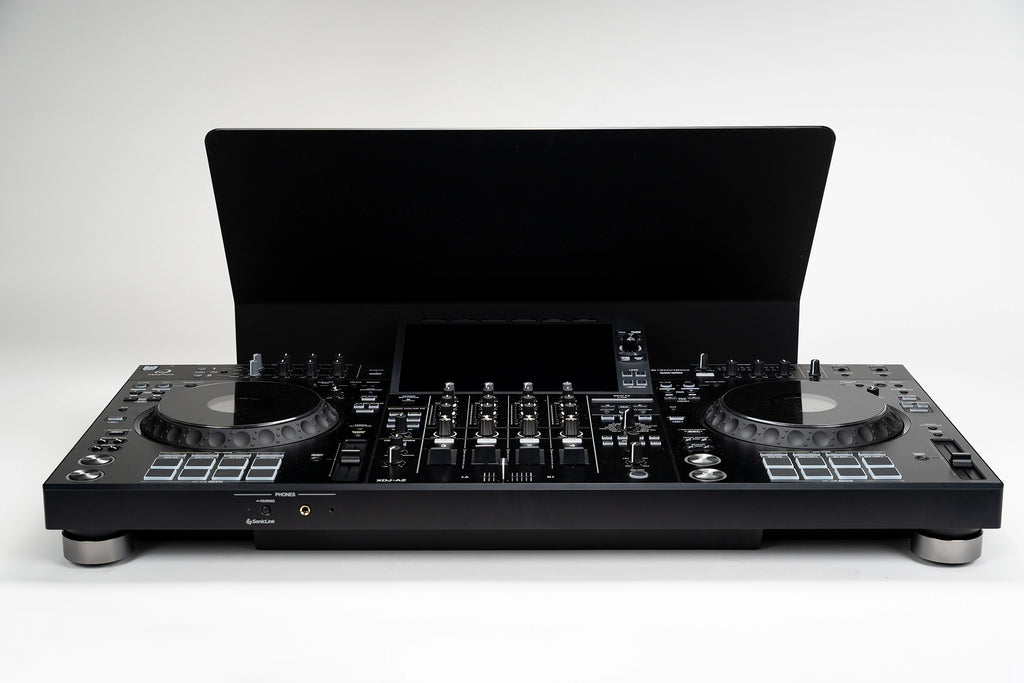 Zero Cable Sun Cover XXL sunshield behind the display of an AlphaTheta XDJ-AZ all-in-one DJ system